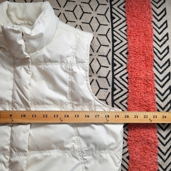 EDDIE BAUER IVORY QUILTED GOOSE DOWN VEST, sz SMALL - Picture 14 of 15